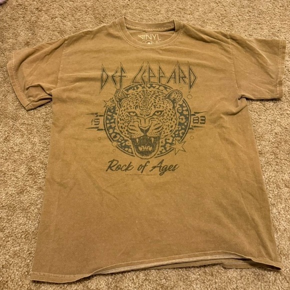 Tilly's Tops - Tilly’s The Vinal Icons Def Leppard “Rock of Ages” Tee – Size Small